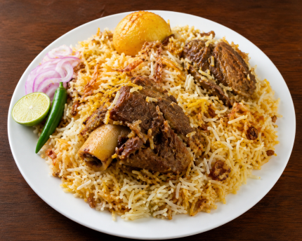 কাচ্চি বিরিয়ানি 🍛
